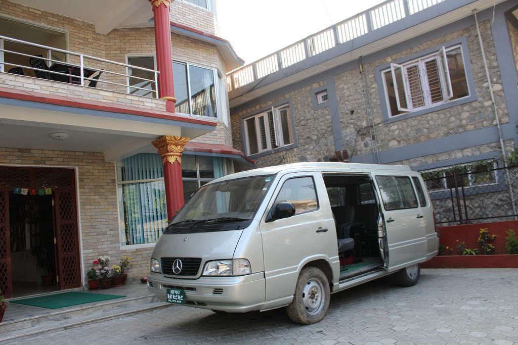 Hotel Milarepa Pokhara Exterior foto